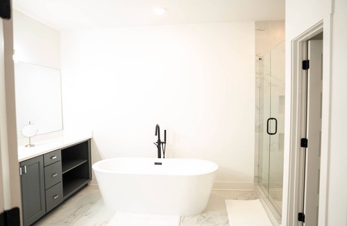 Atlantic Station Area House | City Escape : ATLANTIC STATION