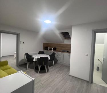 Zalau Apartment | City Escape