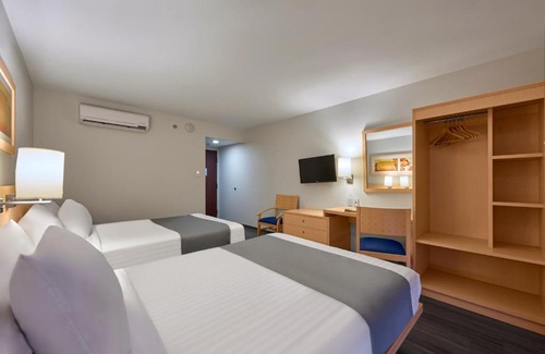 Lazaro Cardenas Hotel | City Express by Marriott Lazaro Cardenas