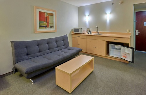 Saltillo Hotel | City Express by Marriott Saltillo Sur