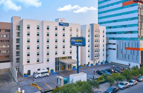 Zona Rio Hotel | City Express by Marriott Tijuana Rio