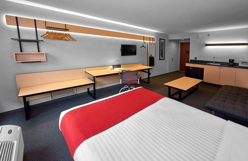 Toluca Hotel | City Express by Marriott Toluca