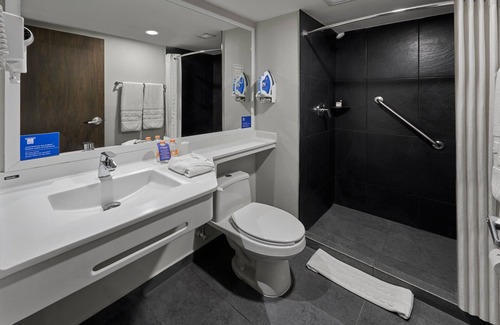 Toluca Hotel | City Express by Marriott Toluca