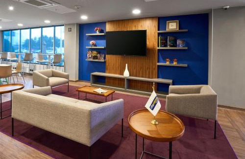 Toluca Hotel | City Express by Marriott Toluca