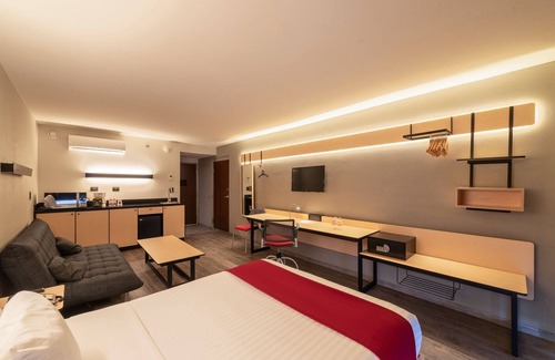 El Palomar Hotel | City Express Plus by Marriott Guadalajara Palomar
