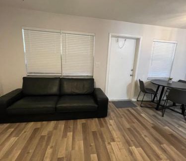 Sailboat Bend Apartment | City First Story Apartments & Cottage