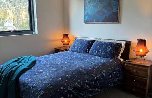 Parkville Apartment | City Fringe Oasis - Pool, Gym & Car Park