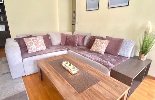 Lypky Apartment | City Garden