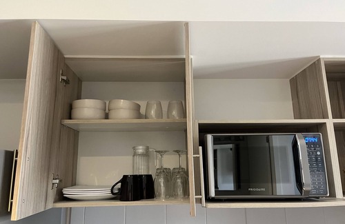 Zona 4 Apartment | City getaway apartment in charming City of Guatemala with fitness room, WiFi