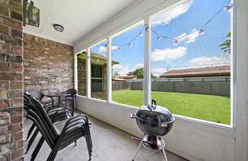 Southeast Houston House | City Getaway Yard Bbq Games Wifi Pets Ok