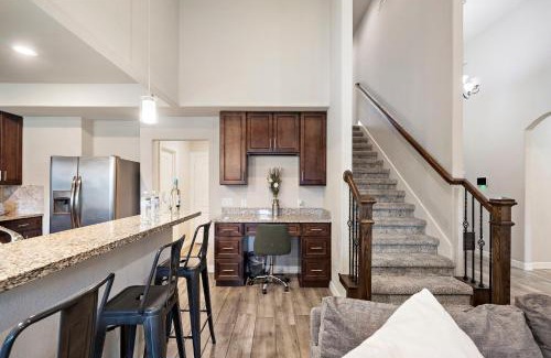 Southeast Houston House | City Getaway Yard Bbq Games Wifi Pets Ok