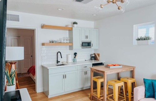 Sanford House | City Guesthouse in beautiful Historic Downtown Sanford