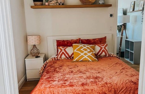Sanford House | City Guesthouse in beautiful Historic Downtown Sanford