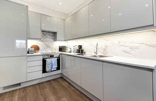 Knight's Hill House | City Haven for Families with Ample Outdoor Area