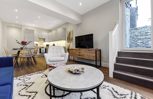 Knight's Hill House | City Haven for Families with Ample Outdoor Area