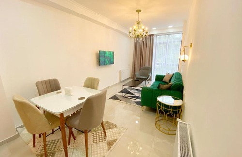 Kutaisi Apartment | City Heart Luxury Apartment