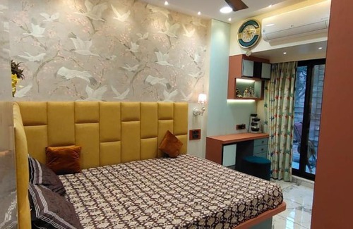 Kurla Apartment | CITY HOMES CRYSTAL APARTMENT