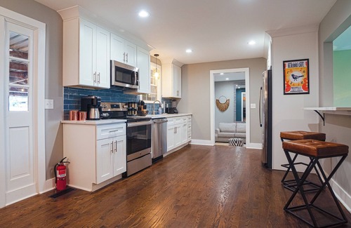 Nashville House | City House with a Hot tub and Country View! Available for 30+ night stays