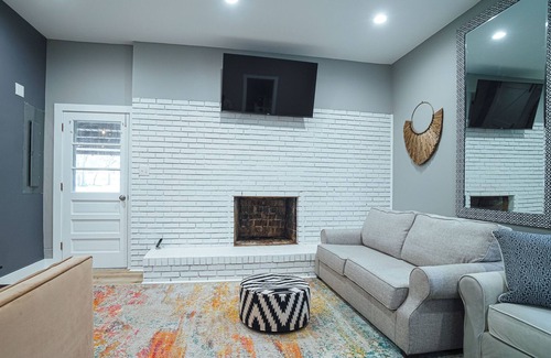 Nashville House | City House with a Hot tub and Country View! Available for 30+ night stays