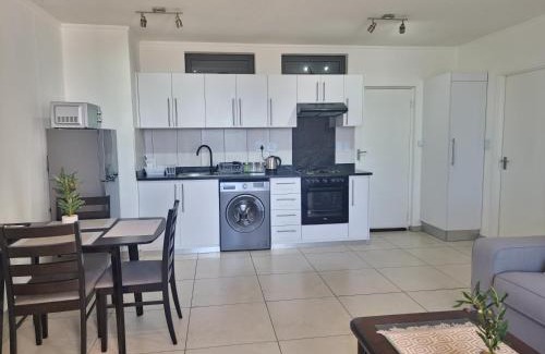 Windhoek West Apartment | City Junction Windhoek Self Catering