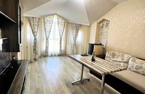 Burgas Apartment | City Leisure in Flower Sea apartment,10 min walk from the beach, Burgas Lazur