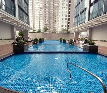 Bonifacio Global City Apartment | City Life Suite Uptown BGC