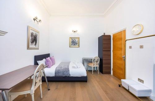 Knightsbridge and Belgravia Apartment | City Living 1BR Apt South Kensington