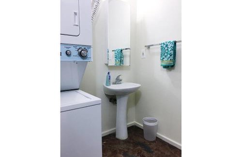 Old City Apartment | City Loft w/View of Gay St
