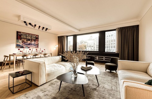 Postel Apartment | City Luxury 3BR Prime Location