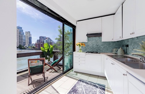 Tachbrook Apartment | City LuXxo Waterside Home: Family&Friends Love it