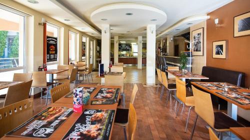 Szarvas Bed & Breakfast | City Panzió