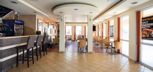 Szarvas Bed & Breakfast | City Panzió