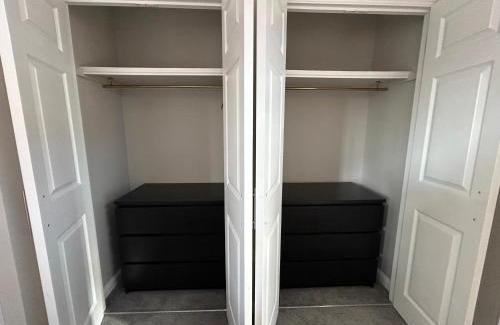 Portswood House | City Retreat 3 Bed House with King, Double and Single