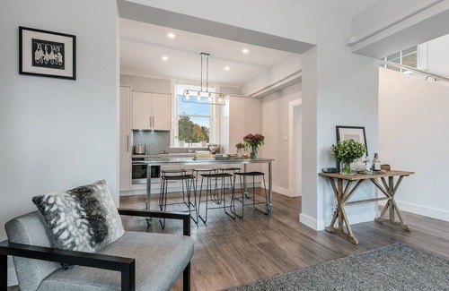 Hobart Central Business District House | City Retreat Hobart