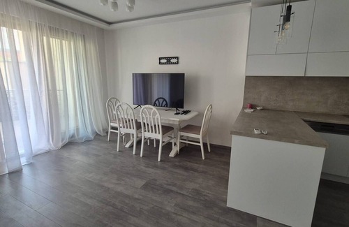 Kecskemet Apartment | City Scape Apartment