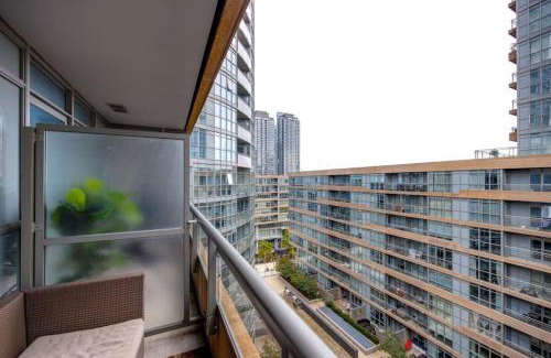 CityPlace House | City Serenity 1 Bedroom with Balcony