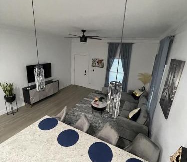 College Park Villa | City Serenity-2BR Home away from Home. 6 Min from ATL Airport