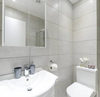 South Bermondsey Apartment | City Sparrow Nest - 7W