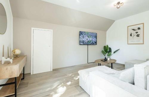 Warendorf Old Town Apartment | City-Suite I WiFi I BBQ I TV I Terrasse
