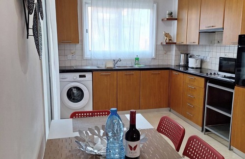 Strovolos Apartment | City Sunshine, Strovolos, Nicosia - Excellent location!