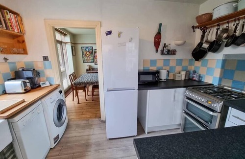 Chorlton-cum-Hardy House | City SuperHost Free Parking Chorlton Home