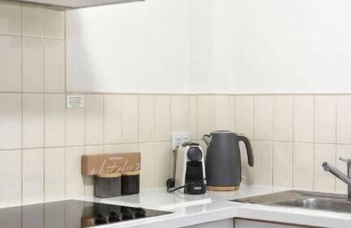 Northbridge Apartment | City View Apartment near to RAC Arena