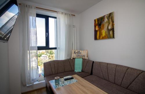 Studentski Grad Apartment | City View Apartment + Parking