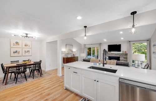 Boise House | City View Foothills Home