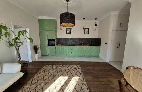 Mirow Apartment | City View