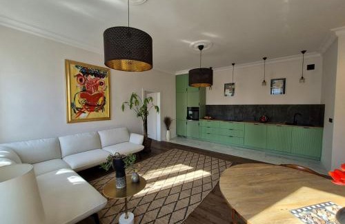 Mirow Apartment | City View