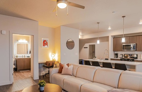 Rio Grande Apartment | City Views 2BR 2BA Pool/Gym Convention Centre