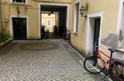 Charlottenburg Apartment | City West Berlin