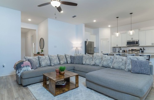 Lindale House | City Zen: Modern Country Retreat