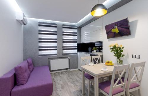 Svyatoshyns'kyi District Apartment | CityApartments Kyiv Akademmistechko